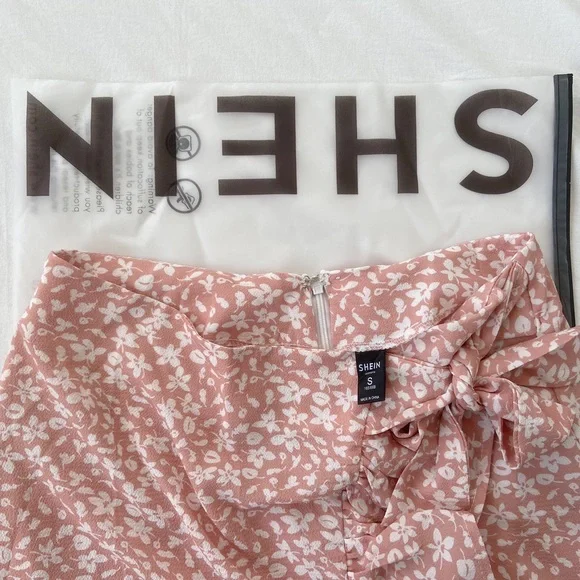 Pink Ruffle Skirt 🎀 - Picture 3 of 3